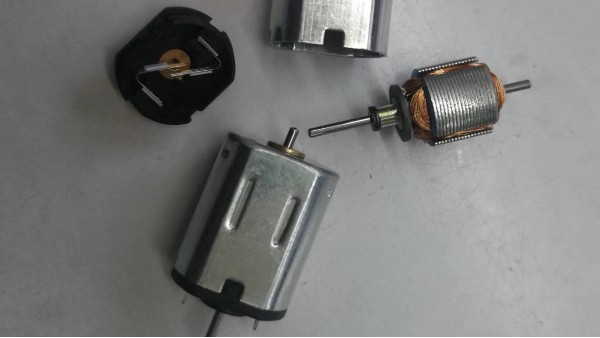 深圳直流電機(jī)電機(jī)廠家為您揭秘:直流電機(jī)和交流電機(jī)的區(qū)別